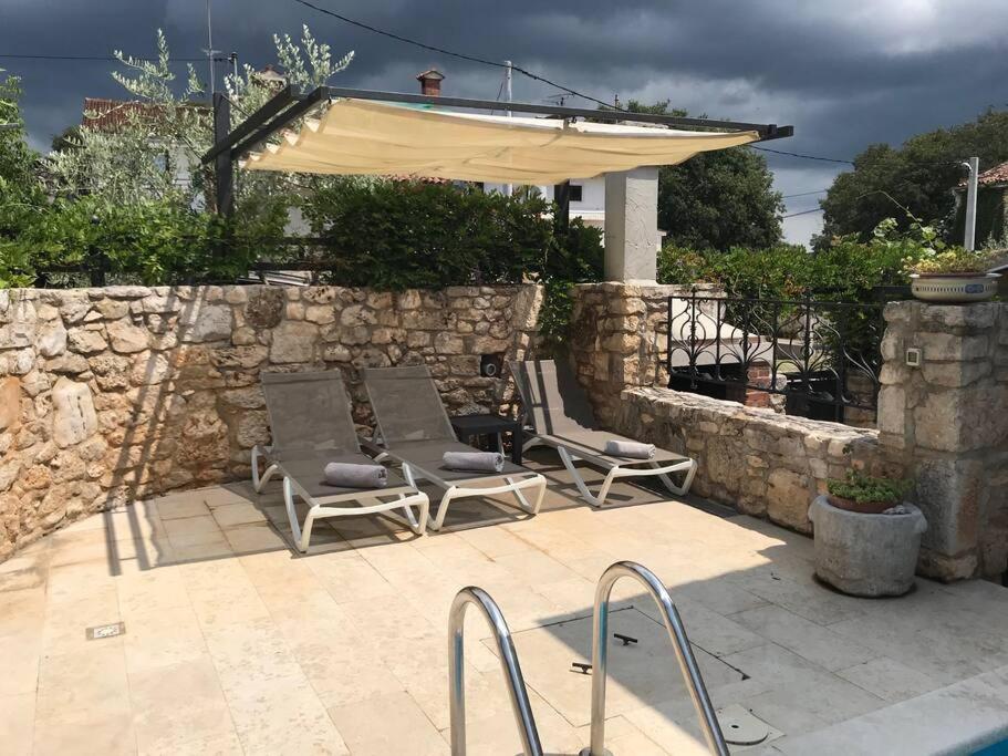 Saison Openning Prices Luxury Villa Nini With Fireplace, Private Pool, Bikes, Barbecue And Much More Poreč Exterior foto