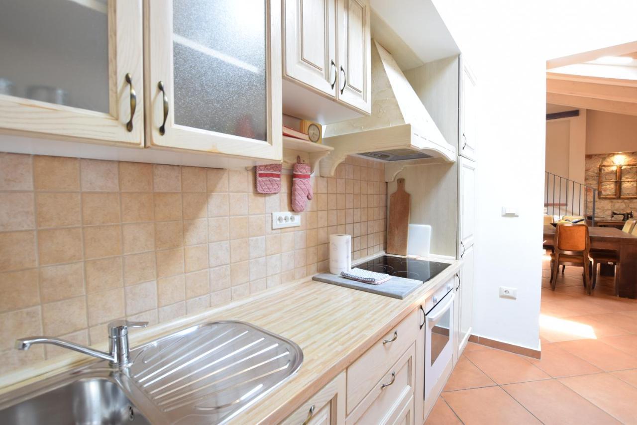 Saison Openning Prices Luxury Villa Nini With Fireplace, Private Pool, Bikes, Barbecue And Much More Poreč Exterior foto