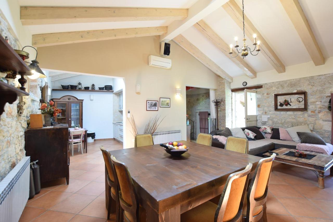 Saison Openning Prices Luxury Villa Nini With Fireplace, Private Pool, Bikes, Barbecue And Much More Poreč Exterior foto